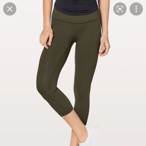 Lululemon Wonder Under Full on Luxtreme 21” Capri